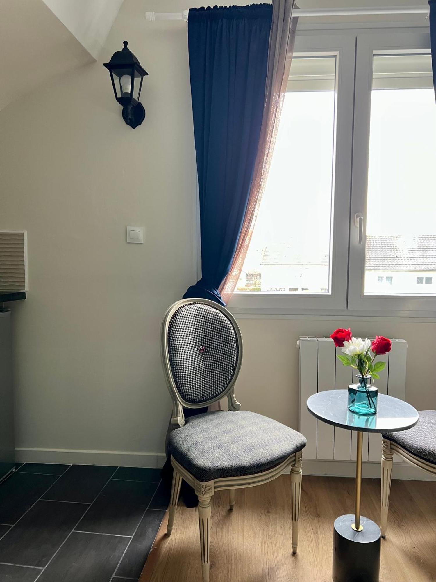 Studios Ideal Pro I Centre-Ville & Parking Gratuit Châtellerault Εξωτερικό φωτογραφία