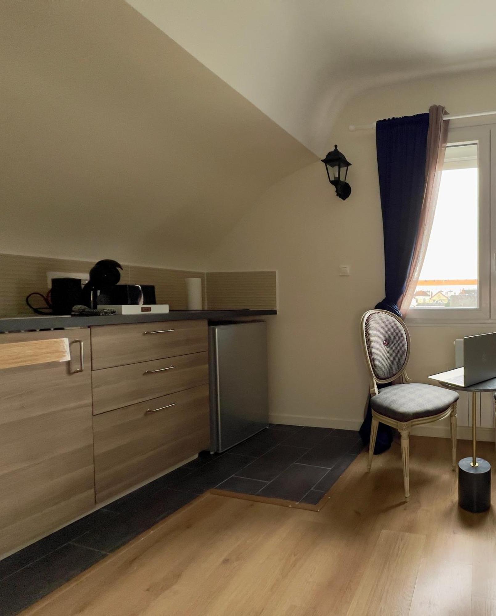 Studios Ideal Pro I Centre-Ville & Parking Gratuit Châtellerault Εξωτερικό φωτογραφία