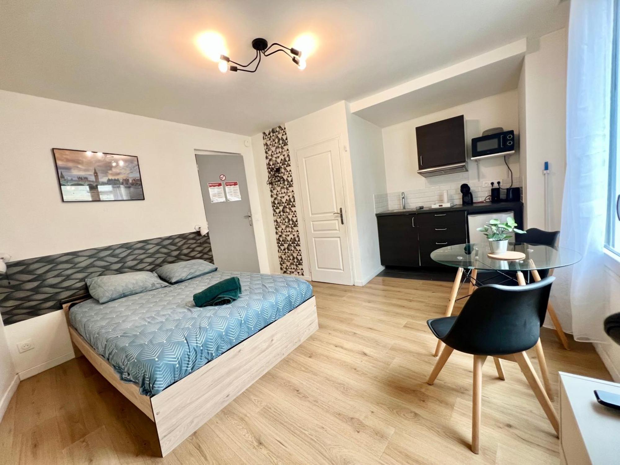 Studios Ideal Pro I Centre-Ville & Parking Gratuit Châtellerault Εξωτερικό φωτογραφία
