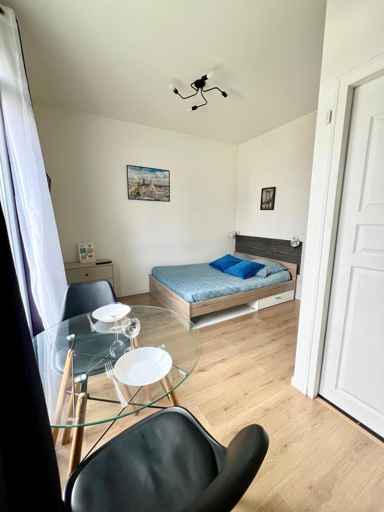 Studios Ideal Pro I Centre-Ville & Parking Gratuit Châtellerault Εξωτερικό φωτογραφία